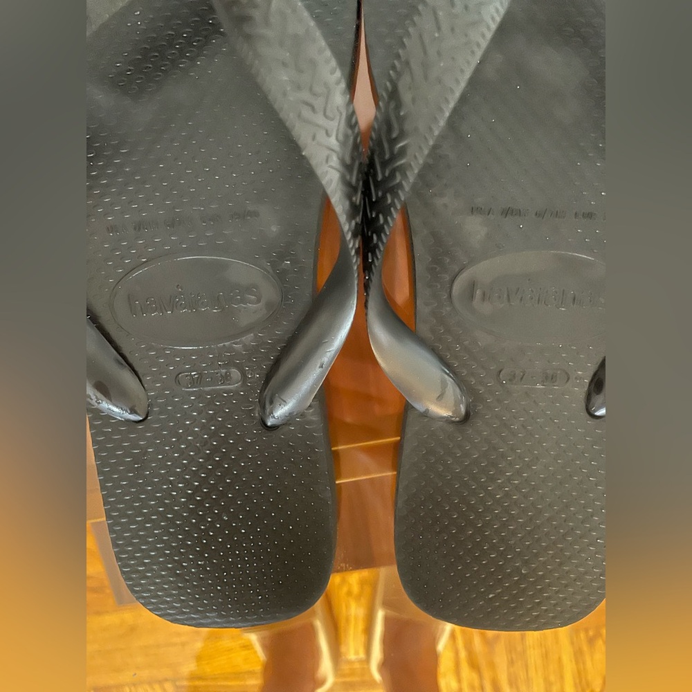 Havaianas like new!
